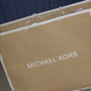 Meet your Posher, Lane